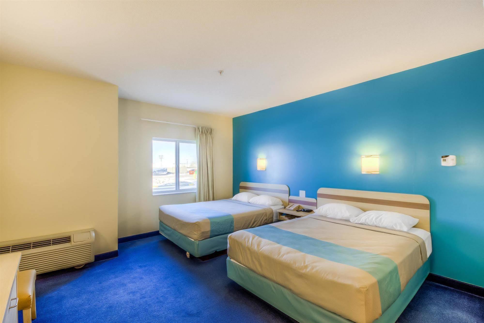 Motel 6-Estevan, Sk エクステリア 写真