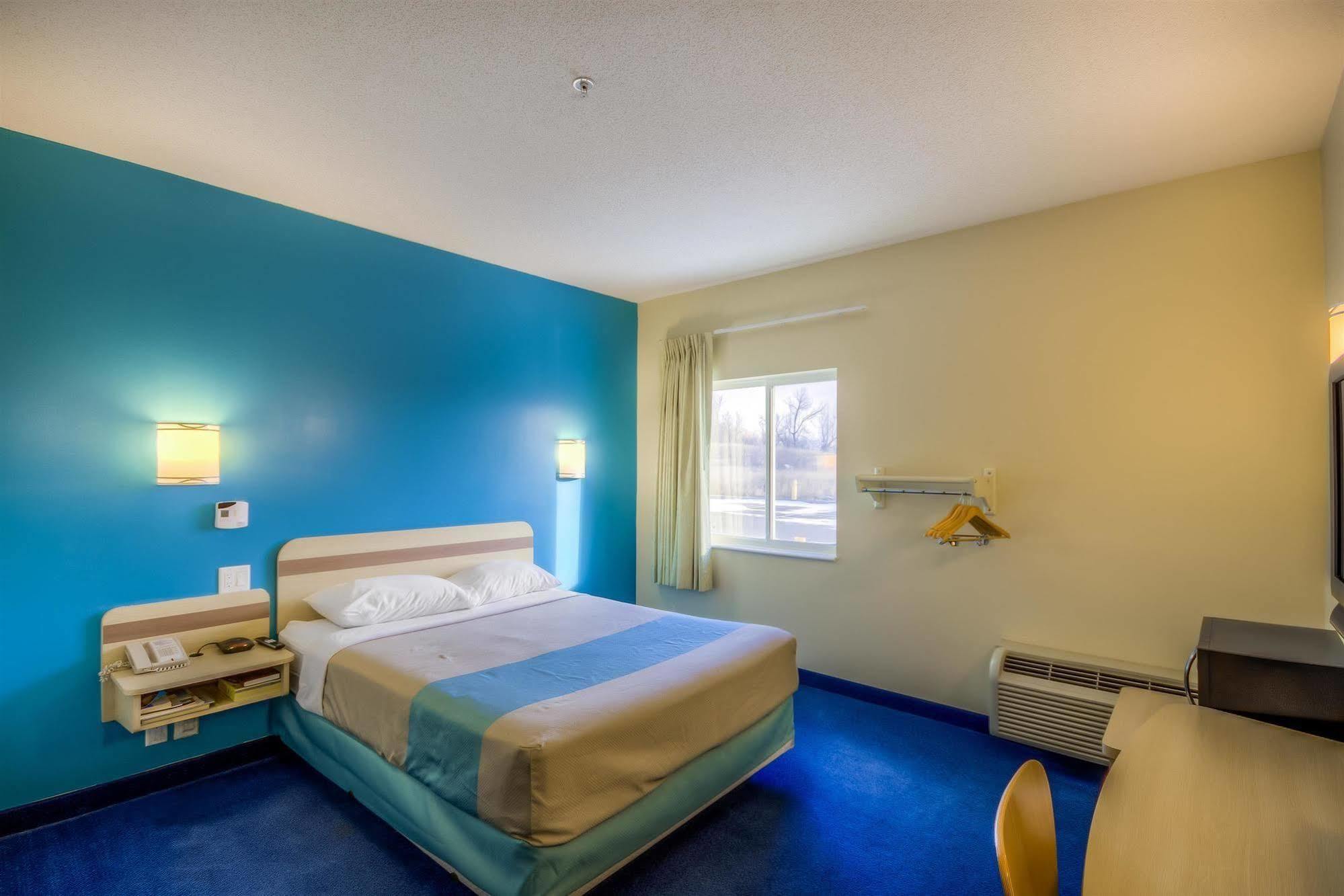 Motel 6-Estevan, Sk エクステリア 写真
