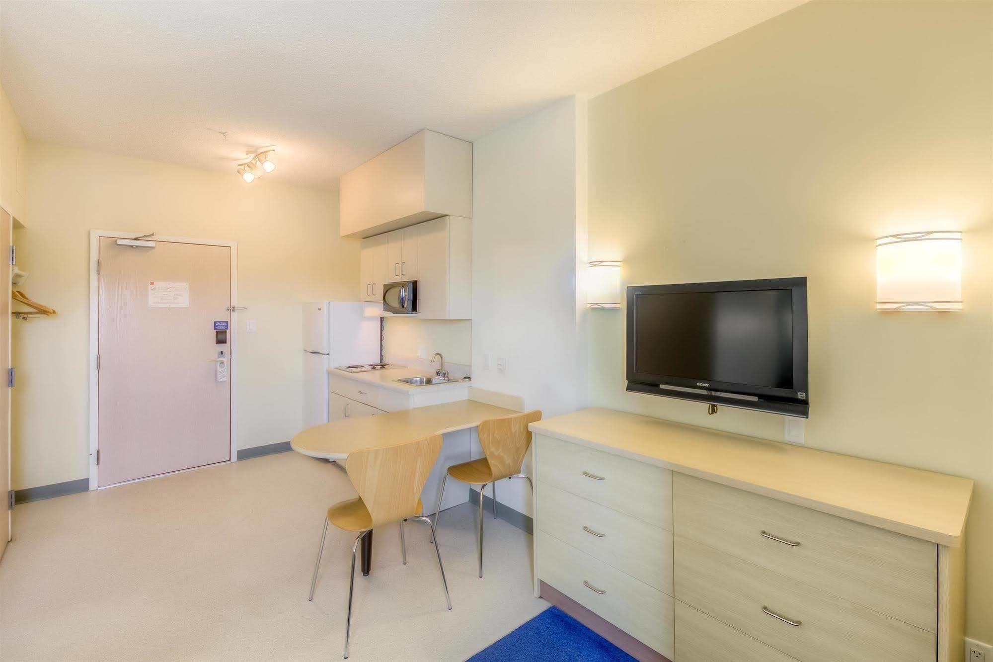 Motel 6-Estevan, Sk エクステリア 写真
