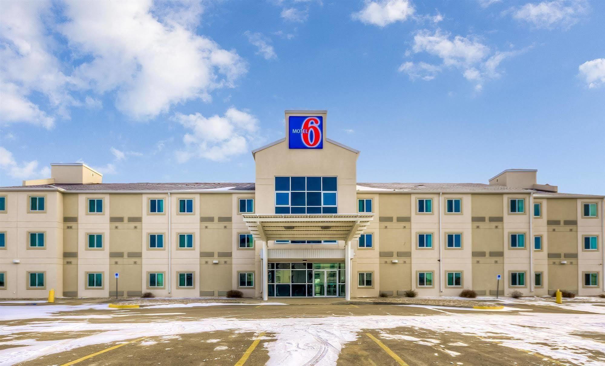 Motel 6-Estevan, Sk エクステリア 写真